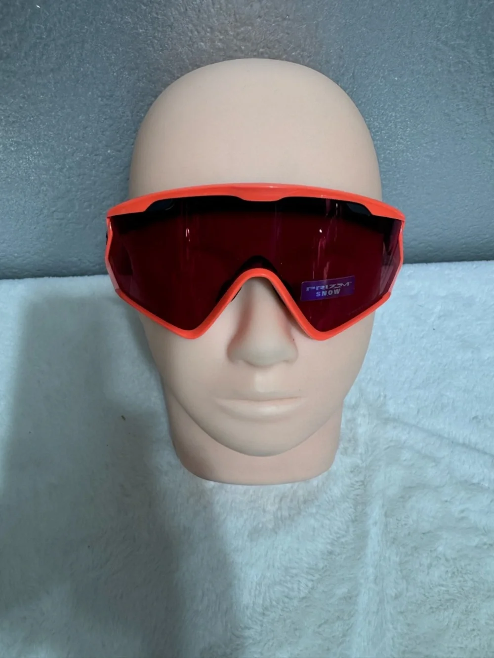Oakley Snow Goggles with Bright Orange Frame and Red Lens - Picture 6 of 13